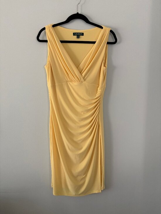 Lauren Ralph Lauren Dresses & Skirts - Lauren Ralph Lauren Yellow Ruched Front V Neck Dress Size 8
